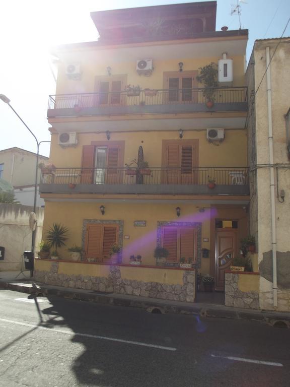 Bed&Breakfast La Casetta SantʼAlessio Siculo Εξωτερικό φωτογραφία