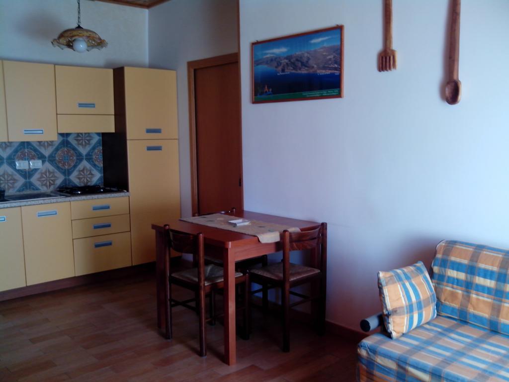 Bed&Breakfast La Casetta SantʼAlessio Siculo Εξωτερικό φωτογραφία